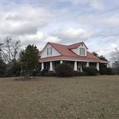 Red Roof Farmhouse w/ Barn