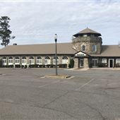 Lakeside Event Lodge